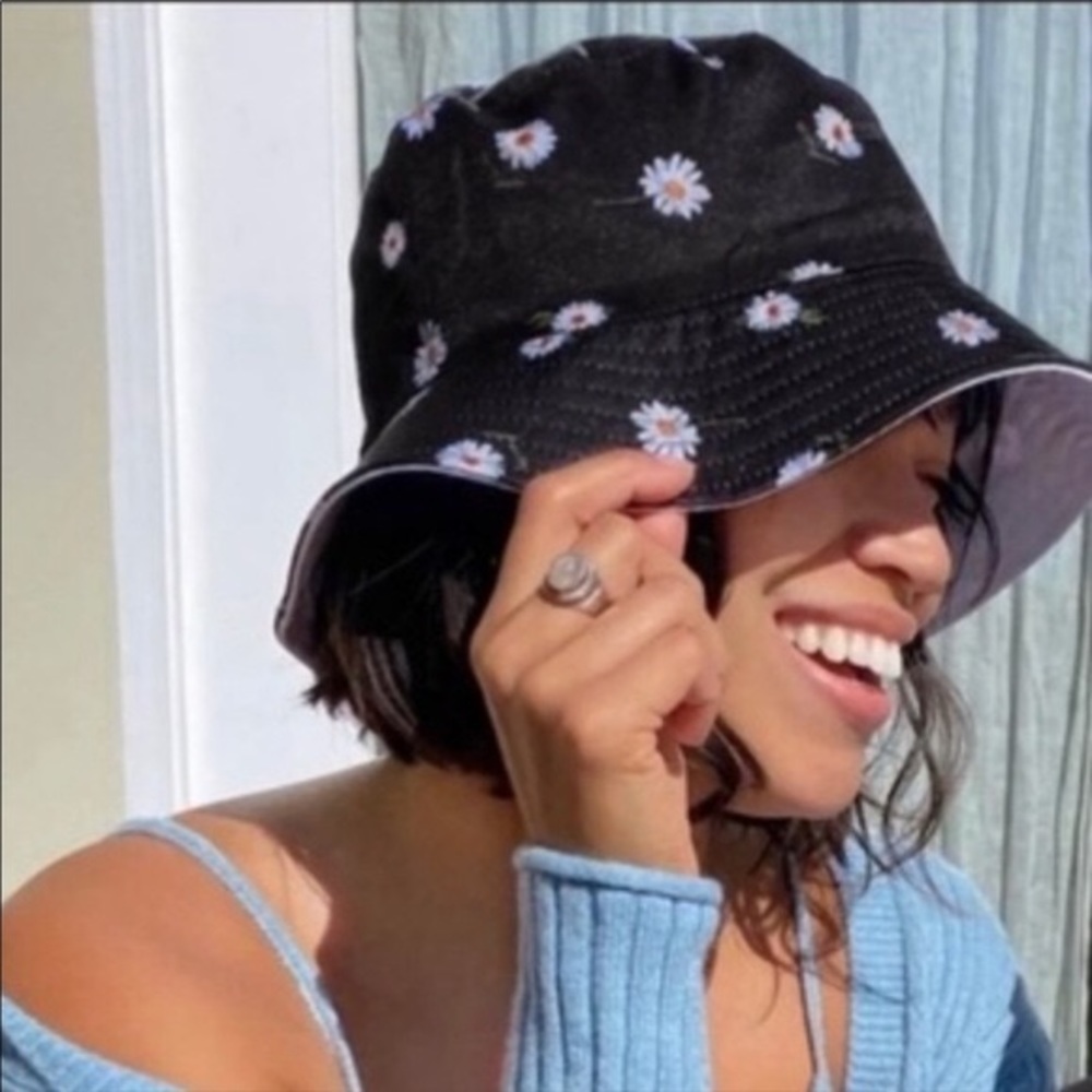 Alice + Olivia Reversible Floral Bucket Hat